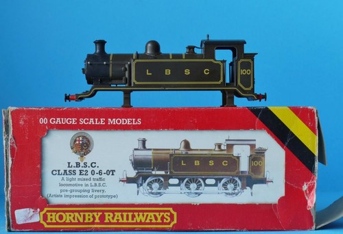 Hornby r353 class loco - class, e2
